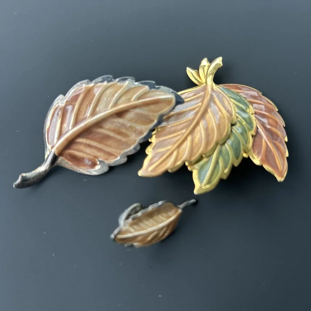 VTG 3 Pc LEAVES BROOCH LOT silver gold